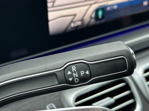 New 2026 Mercedes-Benz GLS 450 4MATIC image 23