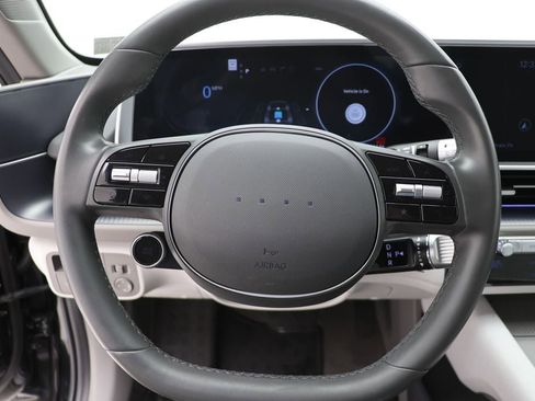 Used 2023 Hyundai Ioniq 6 SEL image 18