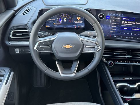 New 2026 Chevrolet Traverse LT FWD image 15