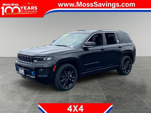 Used 2023 Jeep Grand Cherokee Overland w/ Luxury Tech Group IV AWD/4WD image 1