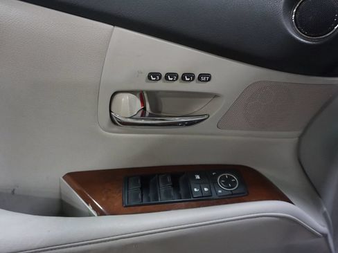 Used 2011 Lexus RX 350 2WD w/ Premium Pkg image 3