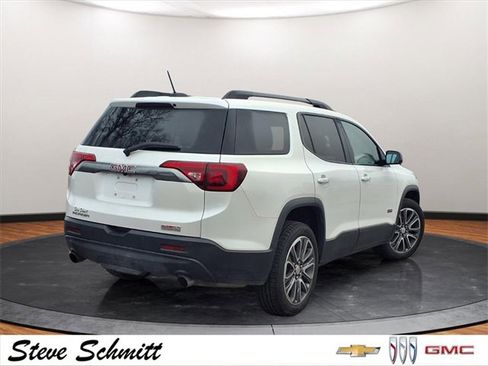 Used 2017 GMC Acadia SLT image 29