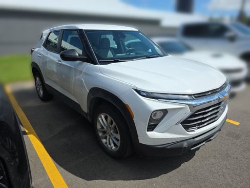 Used 2024 Chevrolet TrailBlazer LS FWD image 4