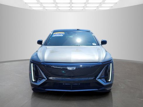 Used 2024 Cadillac Lyriq Sport AWD/4WD image 2