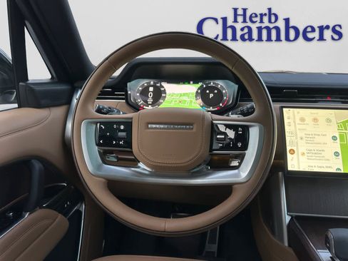 Certified 2025 Land Rover Range Rover Long Wheelbase SE AWD/4WD image 24