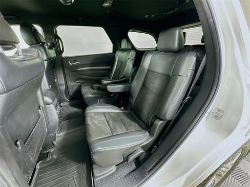 Used 2019 Dodge Durango GT image 29