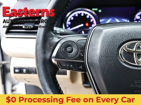 Used 2019 Toyota Camry XLE w/ Carpet Mat Package FWD image 15