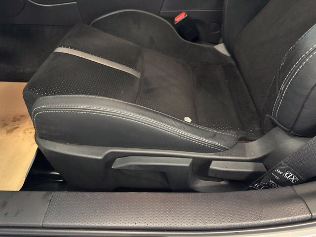Used 2023 Toyota GR86 Premium w/ ALL Weather Mat Package (TMS) RWD image 11