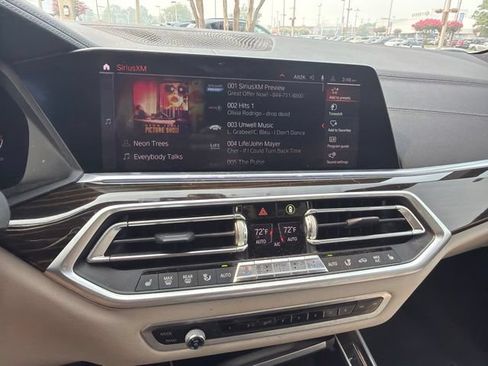 Used 2020 BMW X5 xDrive40i w/ Premium Package AWD/4WD image 4