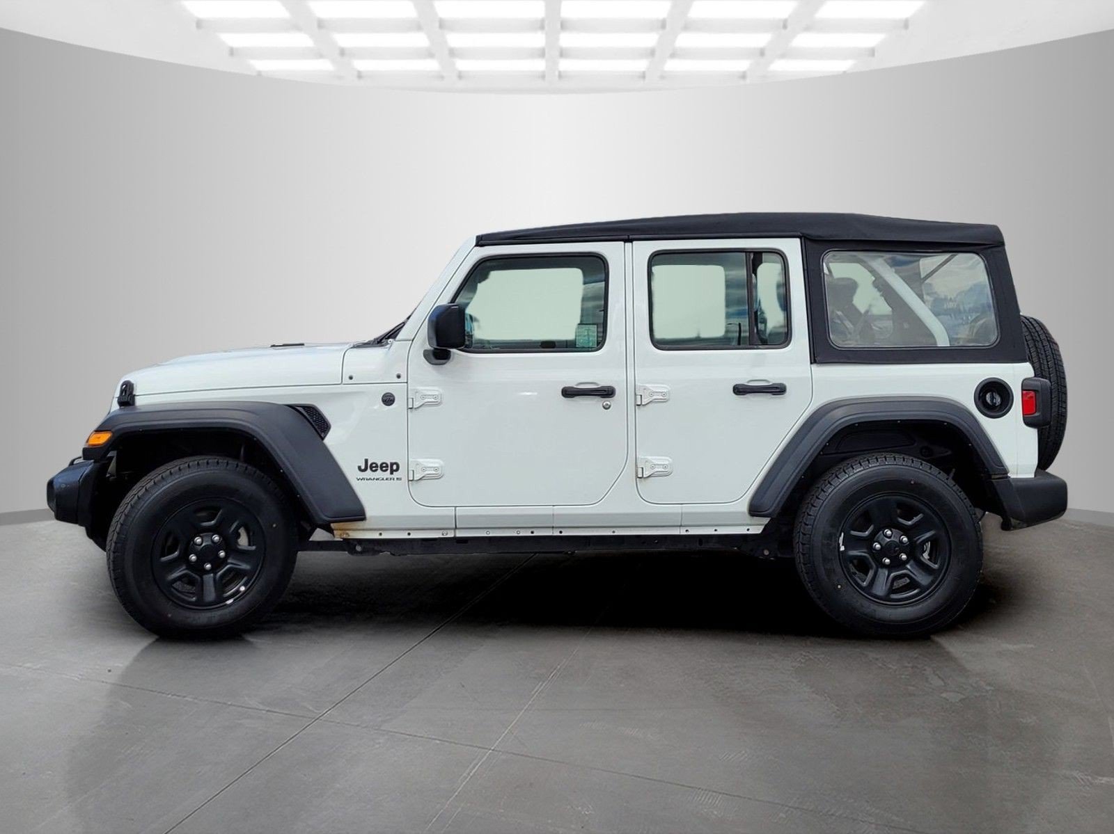 Used 2023 Jeep Wrangler Unlimited Sport AWD/4WD image 9