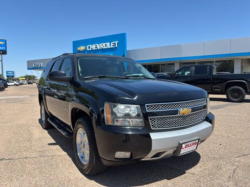 Used 2014 Chevrolet Tahoe LT w/ Suspension Package, Off-Road AWD/4WD image 2