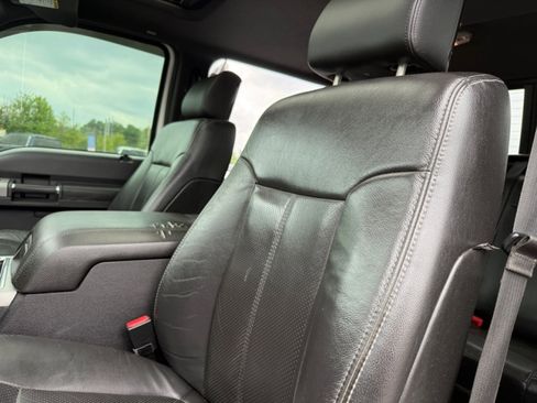 Used 2013 Ford F250 Lariat w/ Lariat Ultimate Pkg AWD/4WD image 29