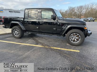 New 2025 Jeep Gladiator Sport