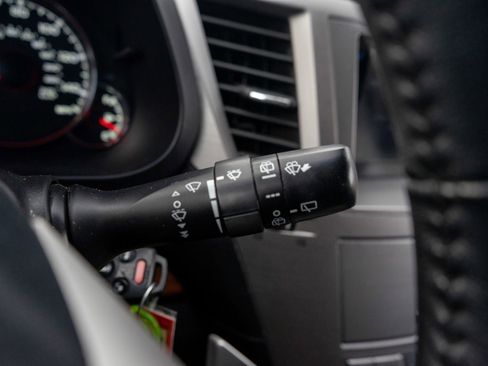 Used 2013 Subaru Outback 2.5i Limited image 25