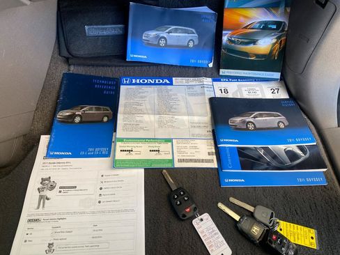 Used 2011 Honda Odyssey EX-L image 21