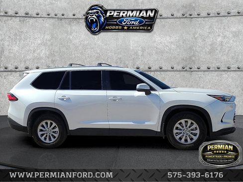 Used 2024 Toyota Grand Highlander XLE image 5