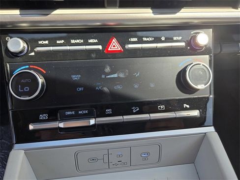 New 2026 Hyundai Santa Fe SE image 15