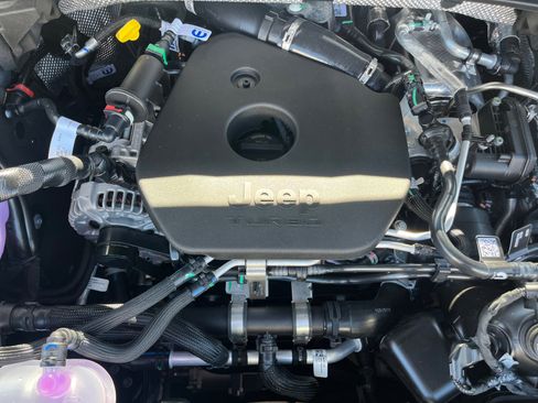 New 2026 Jeep Grand Cherokee Limited image 30