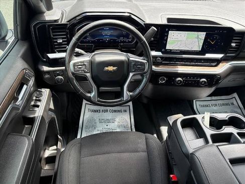 Certified 2022 Chevrolet Silverado 1500 LT AWD/4WD image 21