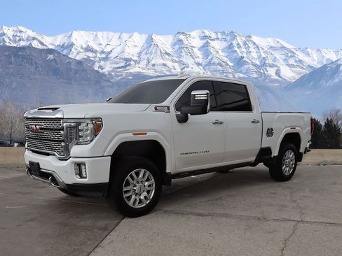 Used 2020 GMC Sierra 2500 Denali w/ Denali Ultimate Package AWD/4WD image 2