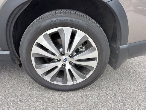 Used 2022 Subaru Ascent Touring image 10