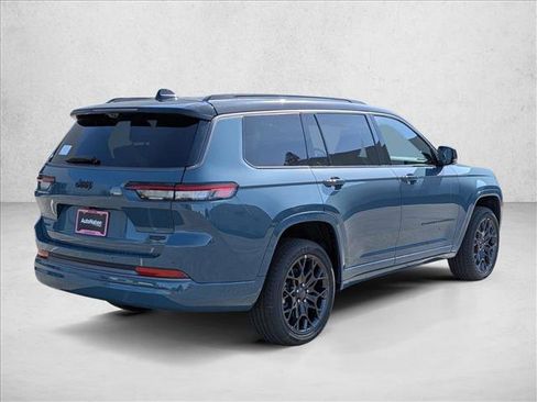 New 2026 Jeep Grand Cherokee L Summit w/ Obsidian Package AWD/4WD image 2