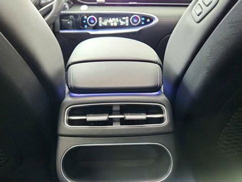 Used 2024 Genesis GV70 3.5T Sport w/ Sport Advanced Package AWD/4WD image 52