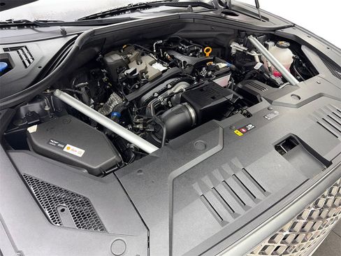 Used 2024 Genesis GV70 2.5T w/ Advanced Package image 75