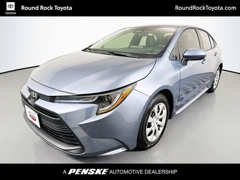 Certified 2025 Toyota Corolla LE FWD image 1