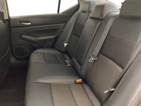 Used 2019 Nissan Altima 2.5 SR FWD image 18