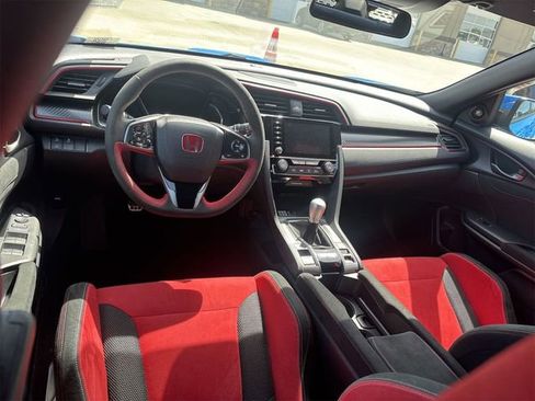 Used 2021 Honda Civic Type R image 15