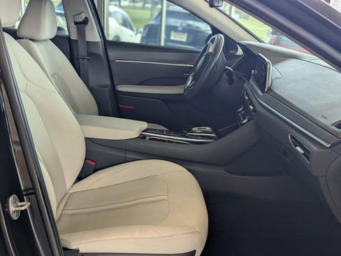 Used 2023 Hyundai Sonata SEL w/ Convenience Package image 18