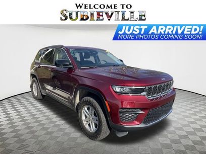 Used 2023 Jeep Grand Cherokee Laredo w/ Luxury Tech Group I