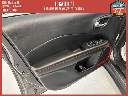 Used 2019 Jeep Compass Trailhawk w/ Cold Weather Group AWD/4WD image 36