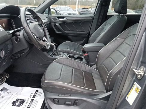 Used 2023 Volkswagen Tiguan SEL R-Line image 16