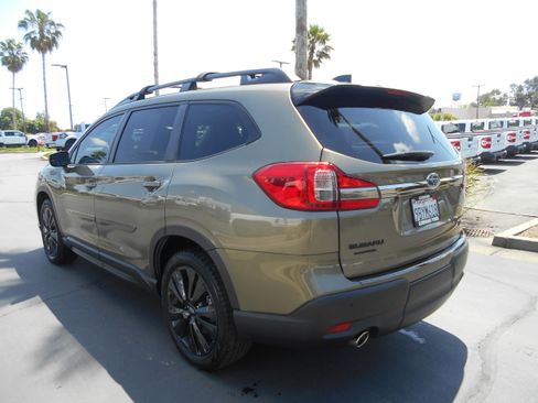 Used 2022 Subaru Ascent Onyx Edition AWD/4WD image 8