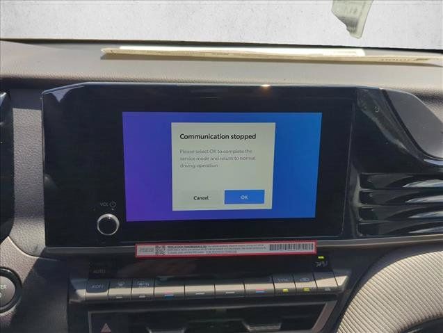 Used 2026 Toyota Camry SE FWD image 21