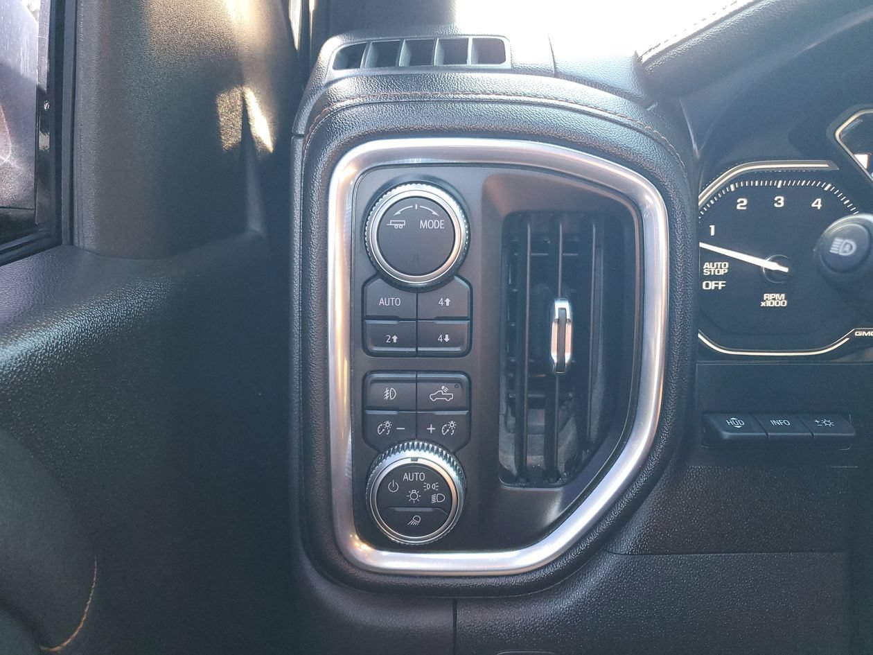 Used 2021 GMC Sierra 1500 AT4 w/ AT4 Premium Package AWD/4WD image 31