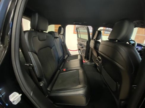 Used 2022 Jeep Grand Cherokee Trailhawk w/ Advanced Protech Group II AWD/4WD image 14