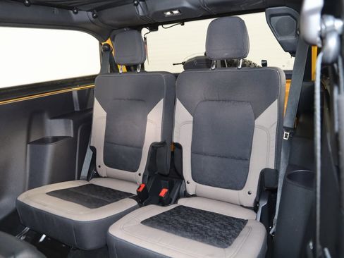 Used 2022 Ford Bronco Wildtrak image 53