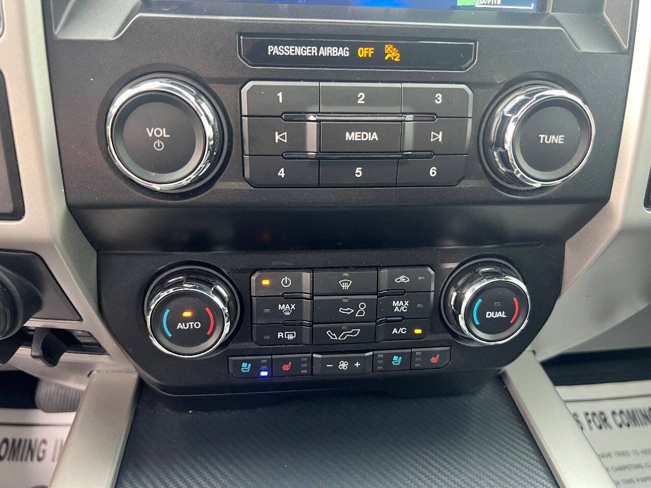 Used 2020 Ford F150 Lariat AWD/4WD image 27