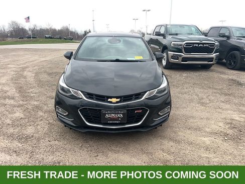 Used 2016 Chevrolet Cruze Premier image 2