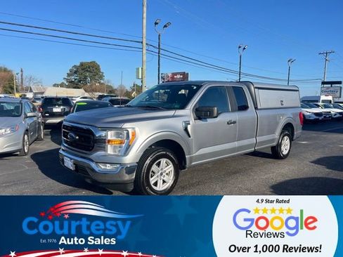 Used 2022 Ford F150 XLT image 3