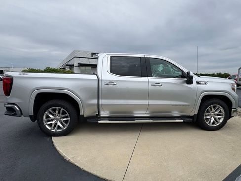 Used 2022 GMC Sierra 1500 SLT w/ SLT Premium Plus Package AWD/4WD image 8