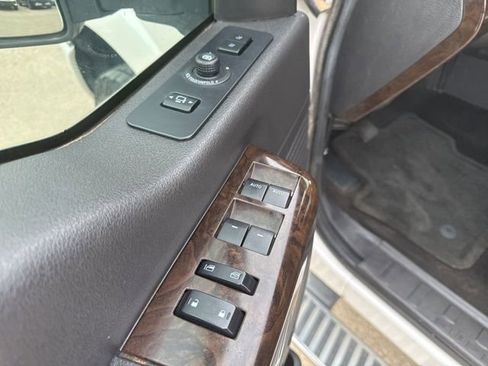 Used 2016 Ford F250 Platinum w/ FX4 Off-Road Package image 14