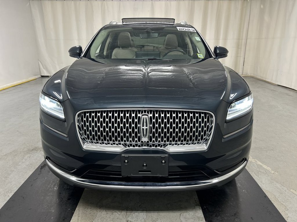 Used 2023 Lincoln Nautilus Reserve AWD/4WD image 3