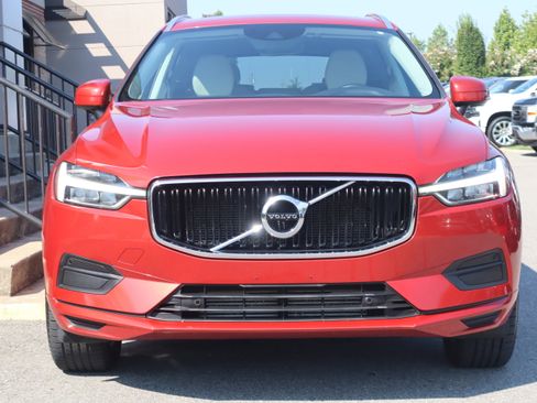 Used 2020 Volvo XC60 T5 Momentum image 4