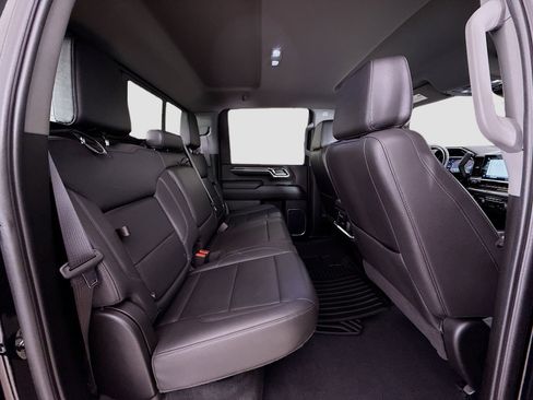 Used 2024 Chevrolet Silverado 2500 LTZ w/ LTZ Premium Package image 27