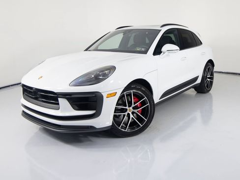 Certified 2026 Porsche Macan S AWD/4WD image 6