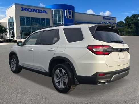 New 2026 Honda Pilot EX-L image 3